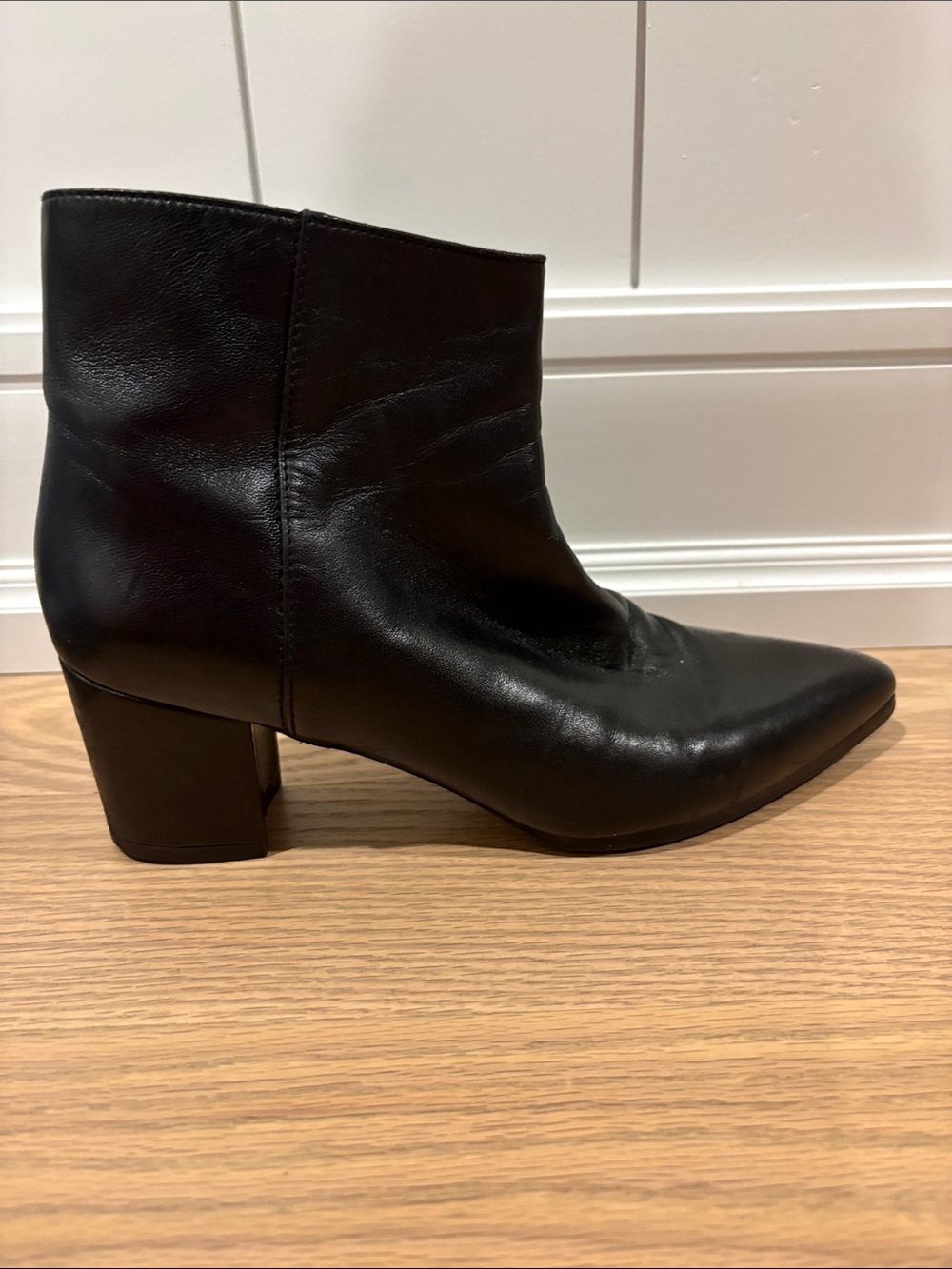 Stuart Weitzman Black Leather Pointed Ankle Boot